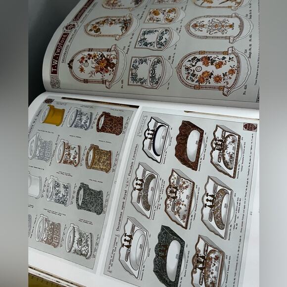 The English Archive of Design & Decoration hardcover coffee table book - Picture 6 of 6